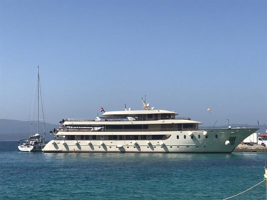Photo #1 - Lastavica (Lastavica) in Harbour - 45342