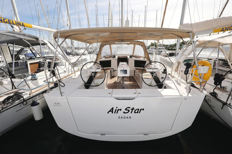 Photo #1 - Dufour 430 GL (Air Star) in D-Marin Dalmacija Marina - 45354