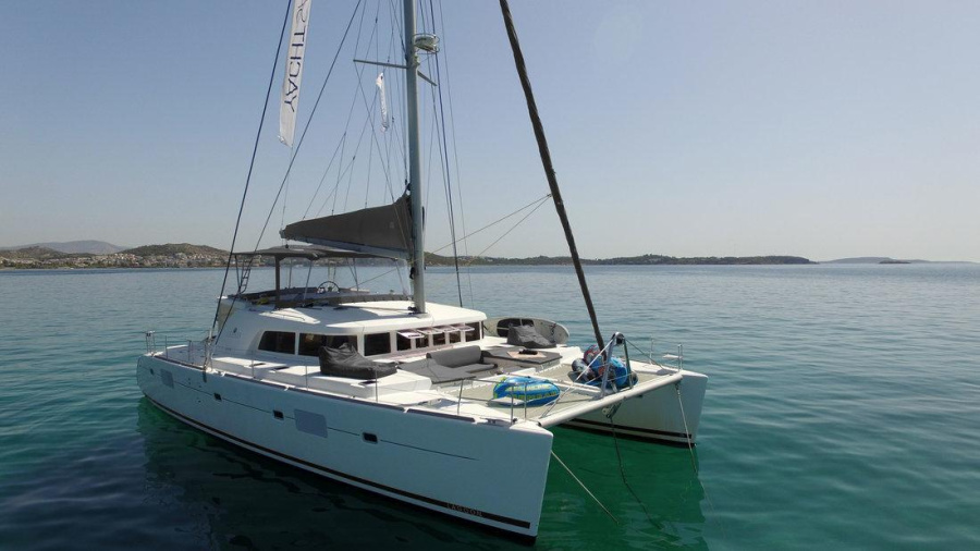 Photo #1 - Lagoon 500 - 5 + 1 + 1 cab. (The Big Deal) en Athens, Alimos marina - 45361