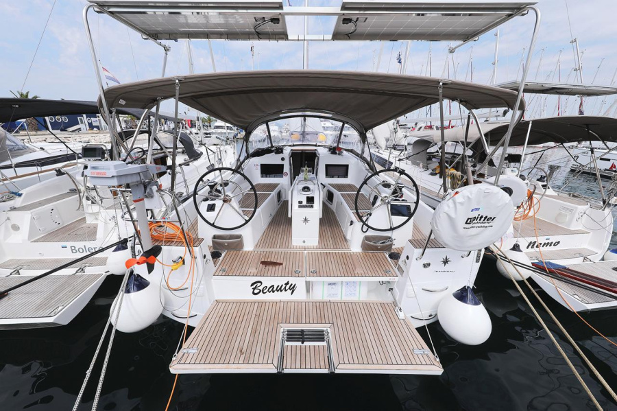 Photo #1 - Sun Odyssey 410 - 3 cab. (Beauty) in Marina Kornati - 45393