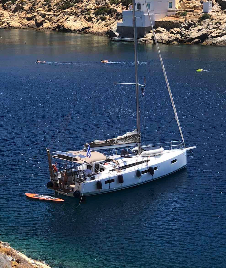 Photo #1 - Sun Odyssey 410 - 3 cab. (Aquaholic) in s, Alimos marina - 45458