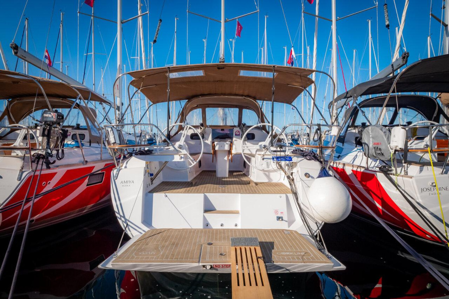 Photo #1 - Elan Impression 45 (Amiya) en Marina Kornati - 45558
