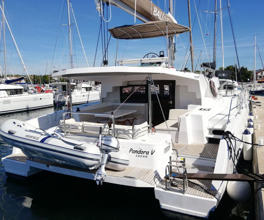 Photo #1 - Bali 4.5 - 4 + 2 cab. (Pandora V) in Marina Frapa - 46004