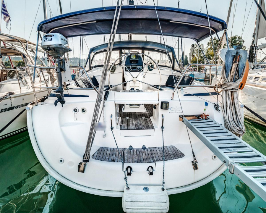 Photo #1 - Bavaria 39 Cruiser (Zephyros) in Palairos - 46343