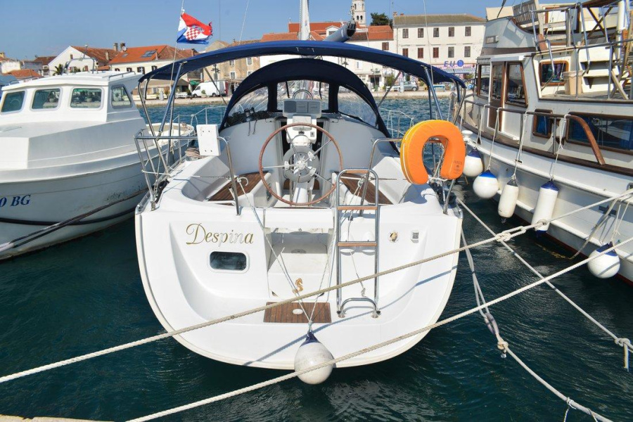 Photo #1 - Oceanis Clipper 323 (Despina) in Marina Kornati - 46432