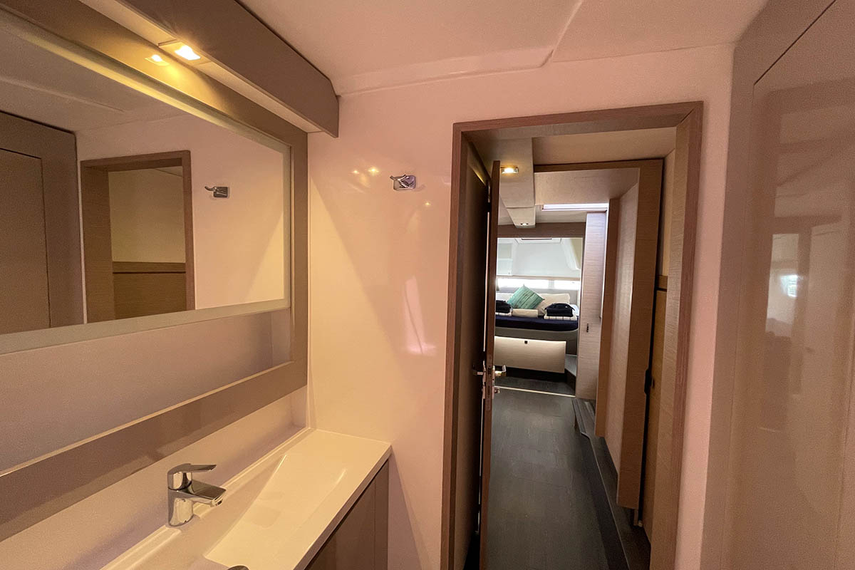 Photo #25 - Fountaine Pajot Lucia 40 - 3 cab. (Jaxnjoe com) in Nanny Cay - 27295