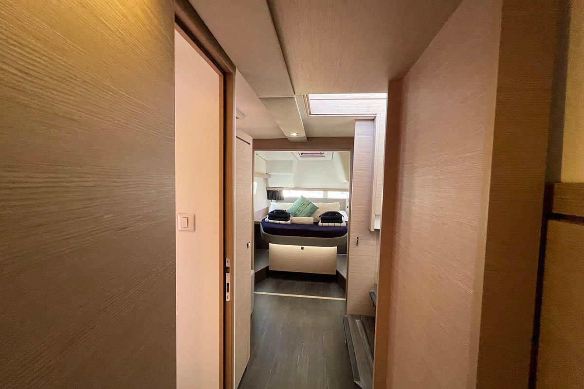 Photo #26 - Fountaine Pajot Lucia 40 - 3 cab. (Jaxnjoe com) in Nanny Cay - 27295