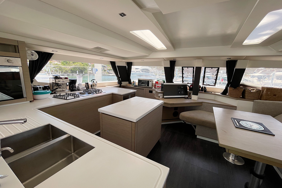 Photo #11 - Fountaine Pajot Saba 50 - 6 cab (Good Vibrations) in Nanny Cay - 27332