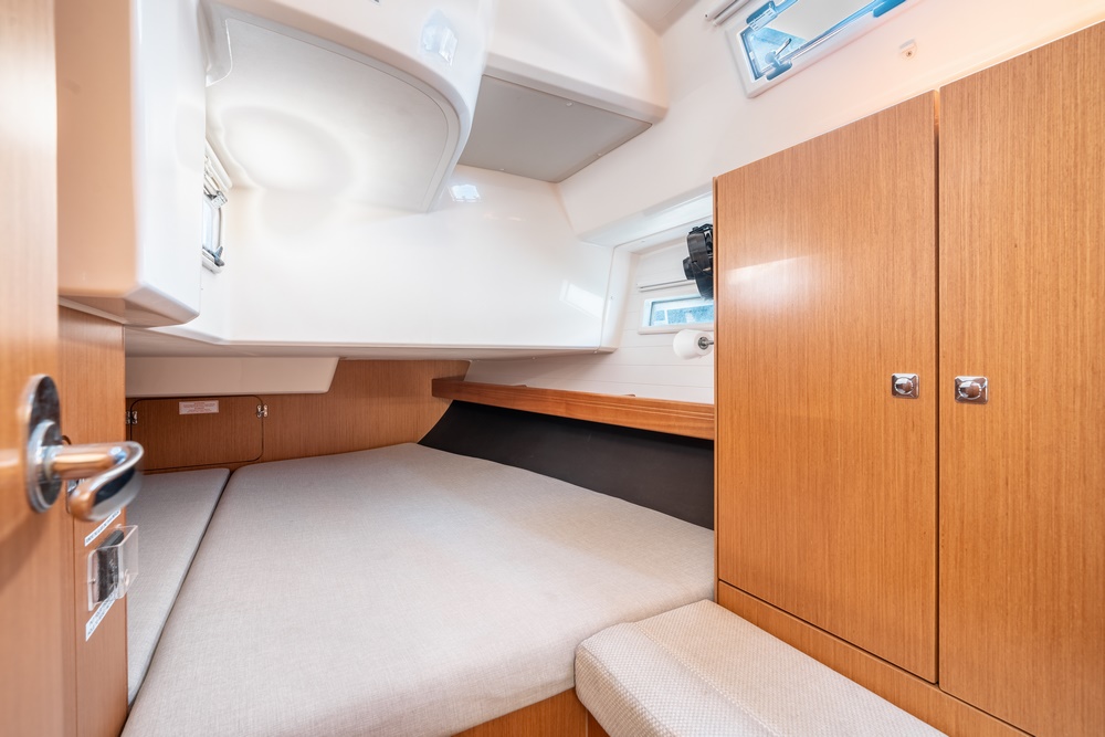 Photo #14 - Bavaria Cruiser 41 - 3 cab. (Alkyoni) in Rhodos - 27350