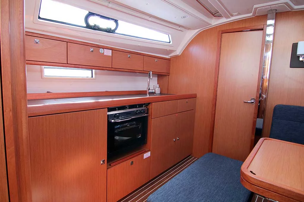 Bavaria Cruiser 41 - 3 cab. (Nostalgia)  - 3