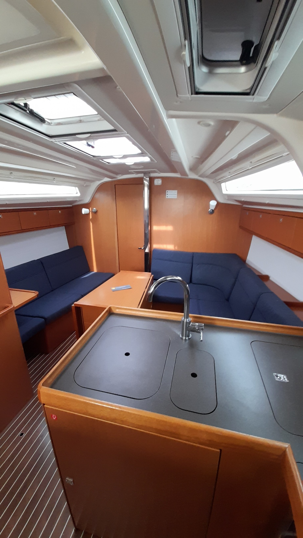 Photo #10 - Bavaria Cruiser 37 - 3 cab. (Nenemia) in Rhodos - 27355