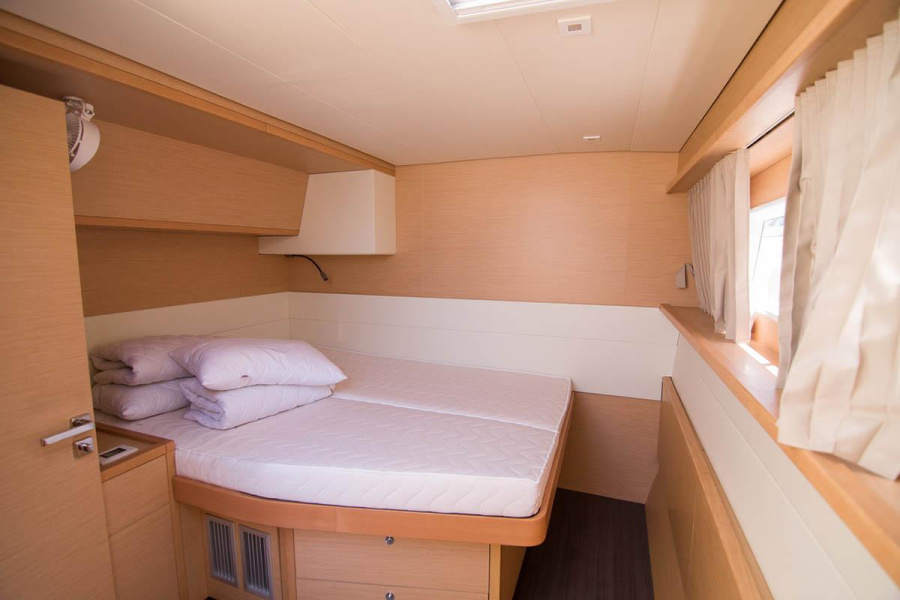 Photo #13 - Lagoon 52 F - 6 + 1 cab. (Parlay 2 (ex Current Venture)) in Nanny Cay - 27364