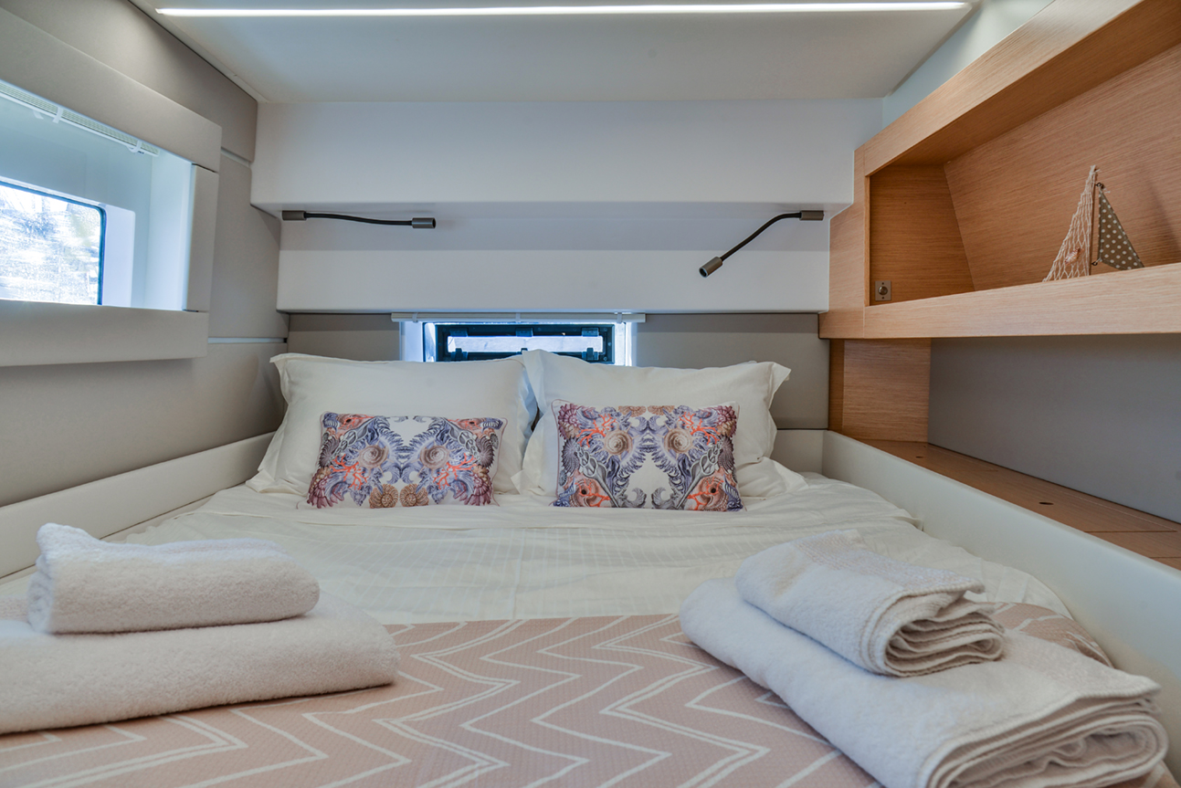 Photo #14 - Nautitech 46 Fly (Odyssey) in Atene - 27428