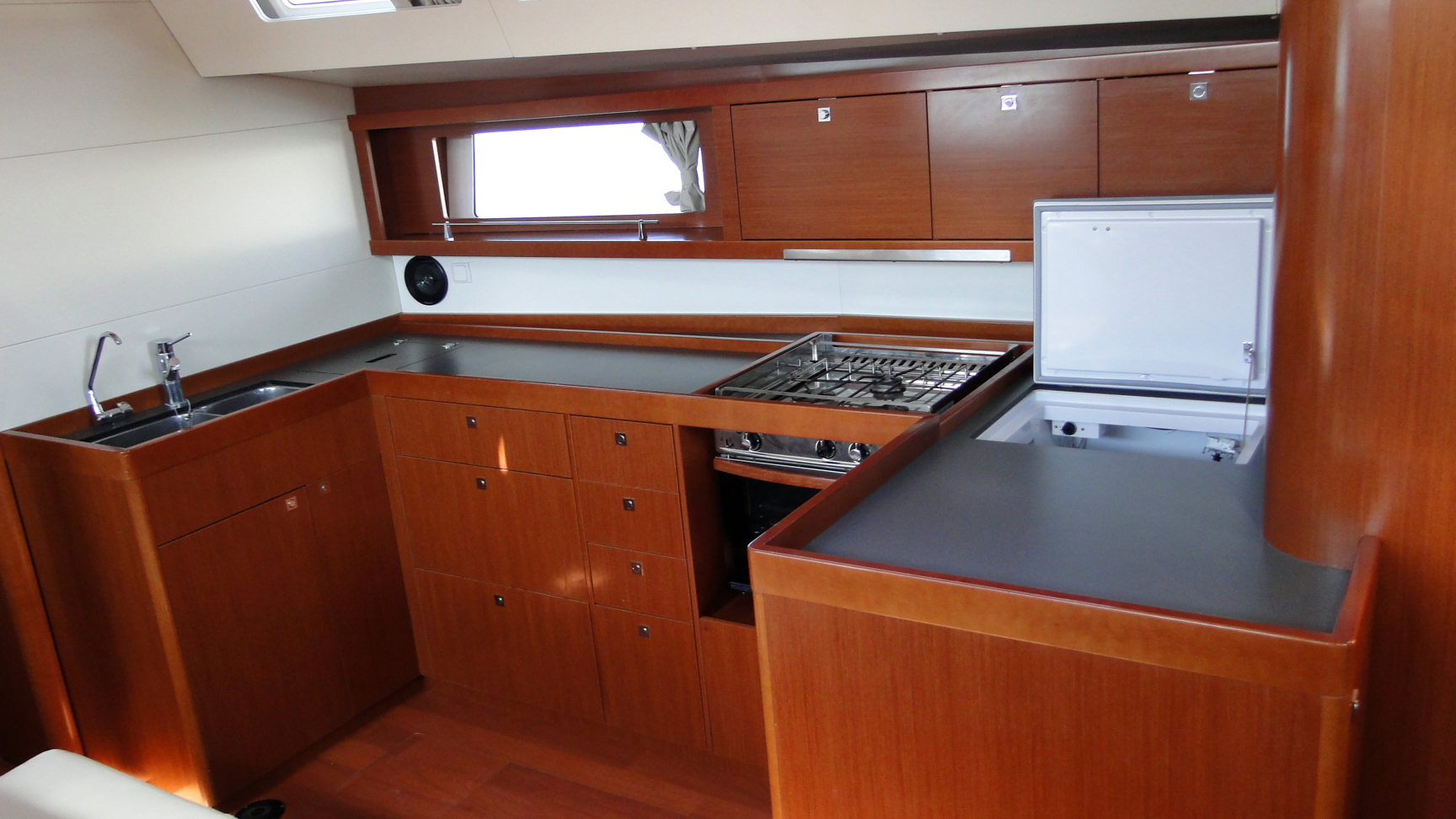Photo #9 - Oceanis 48 - 5 cab. (KORCULA) in Kotor - 27501