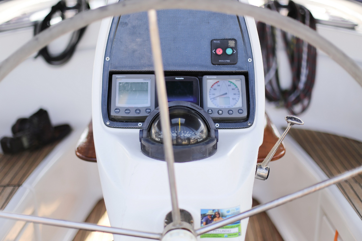 Photo #11 - Bavaria 39 Cruiser (Linda) en Pula - 27537