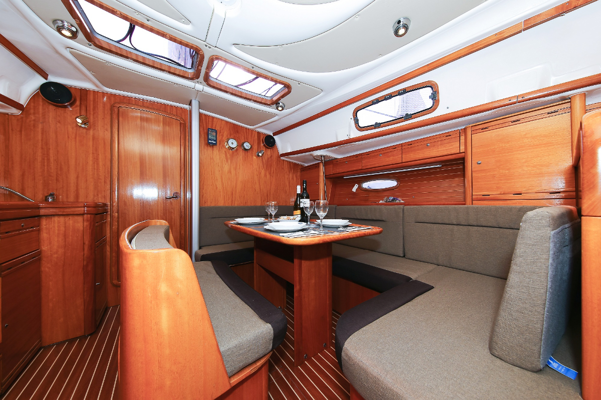 Photo #12 - Bavaria 39 Cruiser (Linda) en Pula - 27537