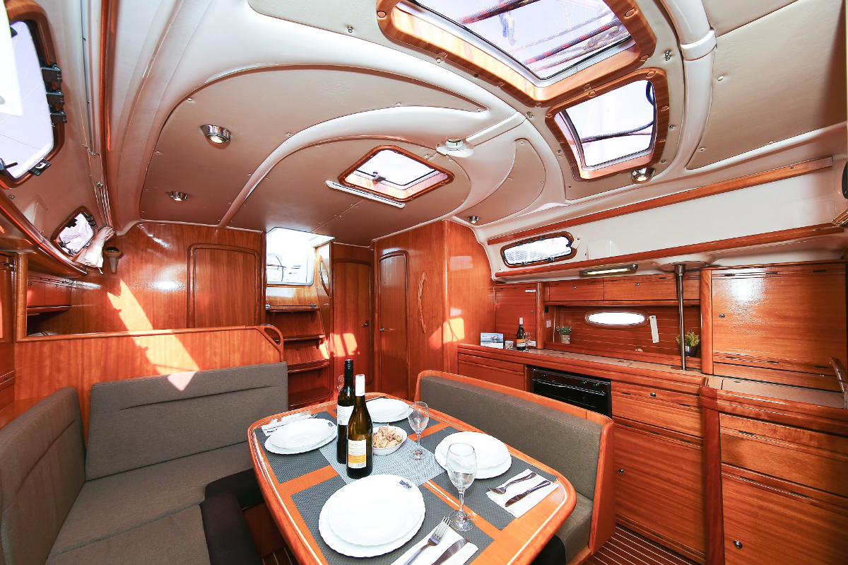 Photo #19 - Bavaria 39 Cruiser (Linda) en Pula - 27537