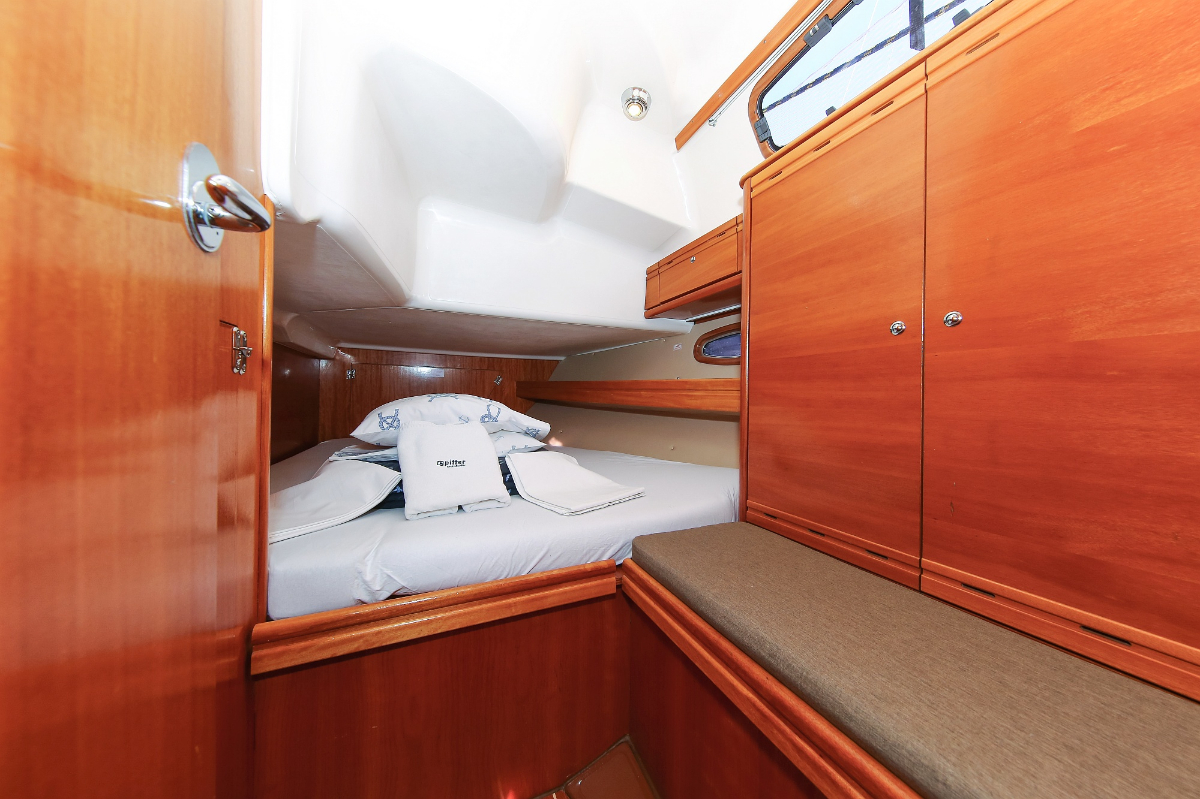 Photo #26 - Bavaria 39 Cruiser (Linda) en Pula - 27537