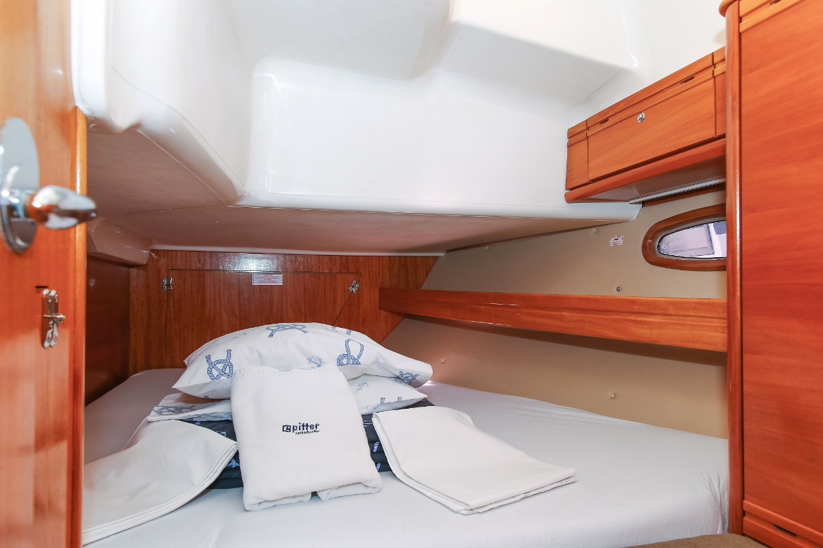 Photo #27 - Bavaria 39 Cruiser (Linda) en Pula - 27537