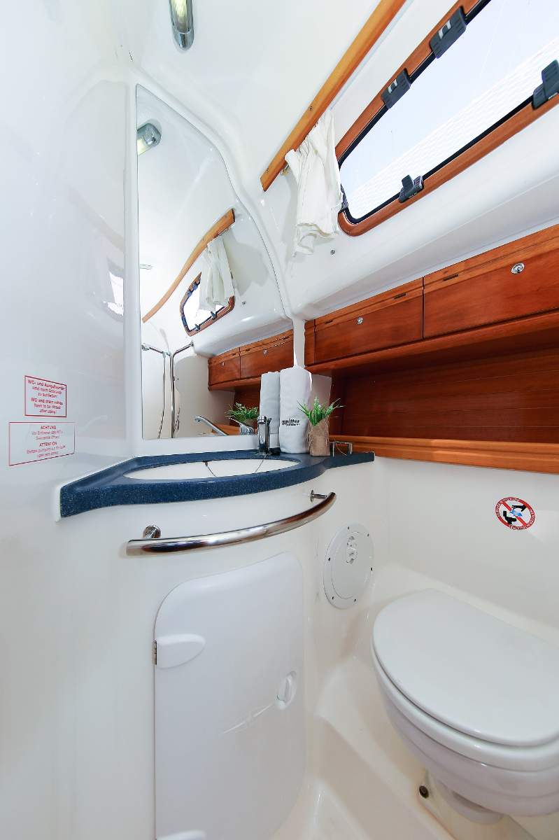 Photo #35 - Bavaria 39 Cruiser (Linda) en Pula - 27537