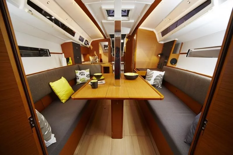 Sun Odyssey 349 (LARK)  - 5