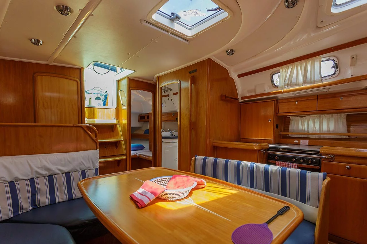Bavaria 42 Cruiser (Lady Clam)  - 5