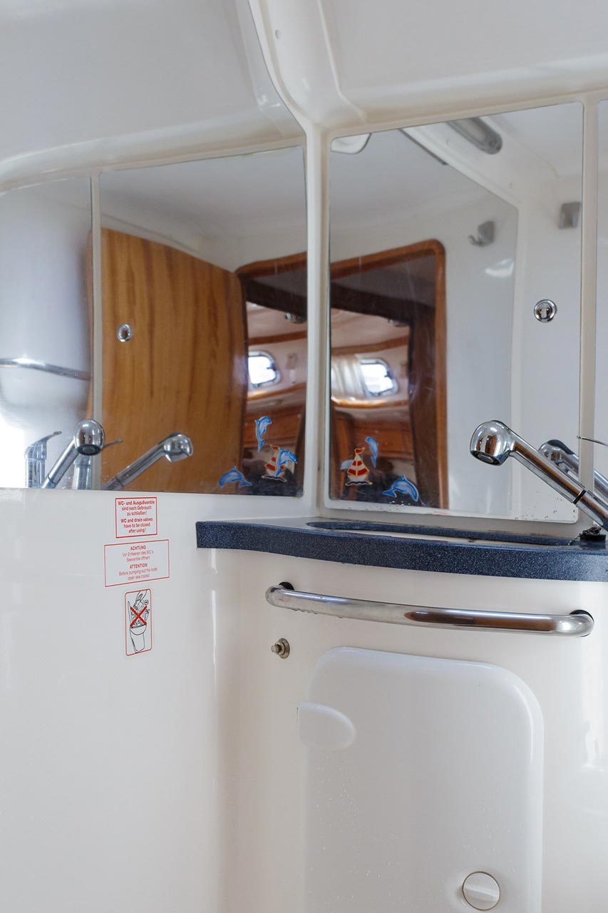 Photo #12 - Bavaria 42 Cruiser (Lady Clam) in Split - 27596