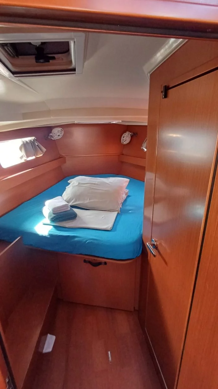 Oceanis 41.1 (JAEGER)  - 10