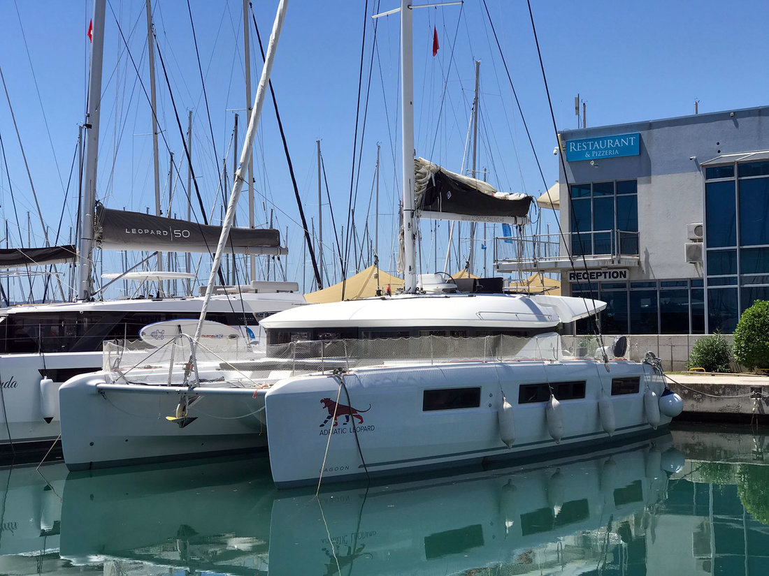 Photo #6 - Lagoon 50 - 6 + 1 cab. (Adriatic Leopard) in Kastela - 27646