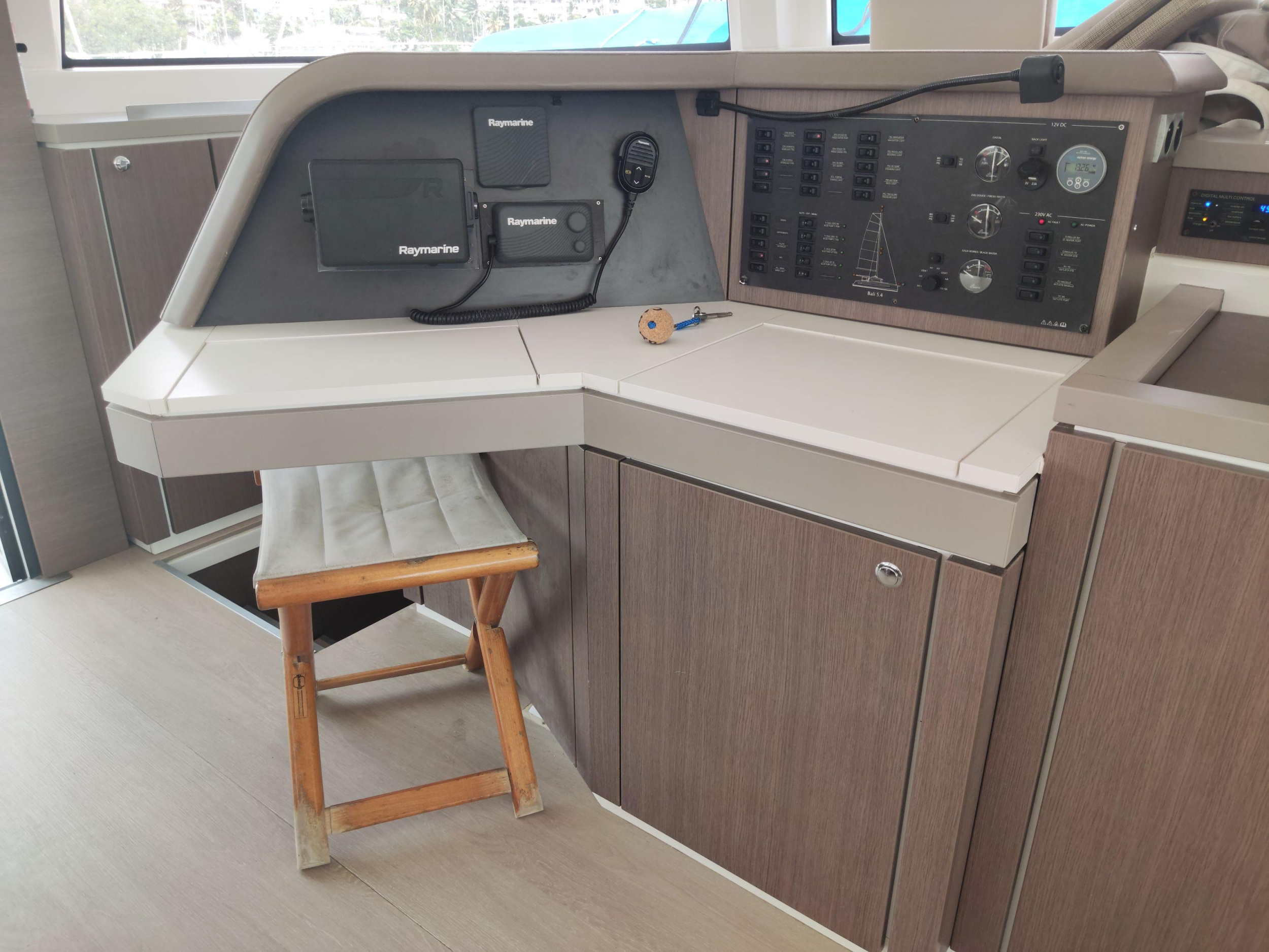Photo #7 - Bali 5.4 - 6 + 2 cab. (SAPHIR) in Le Marin - 27664