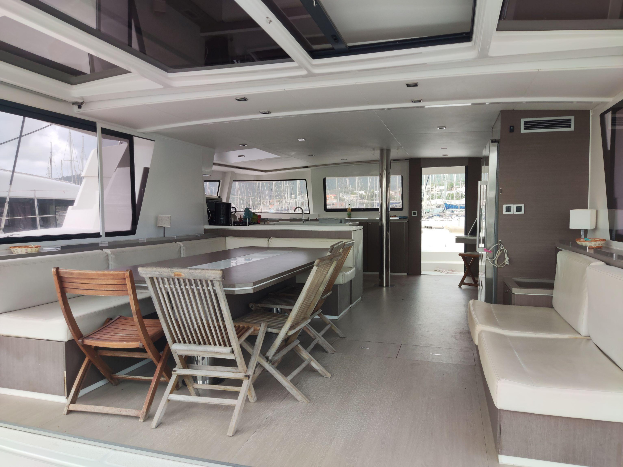 Photo #10 - Bali 5.4 - 6 + 2 cab. (SAPHIR) in Le Marin - 27664