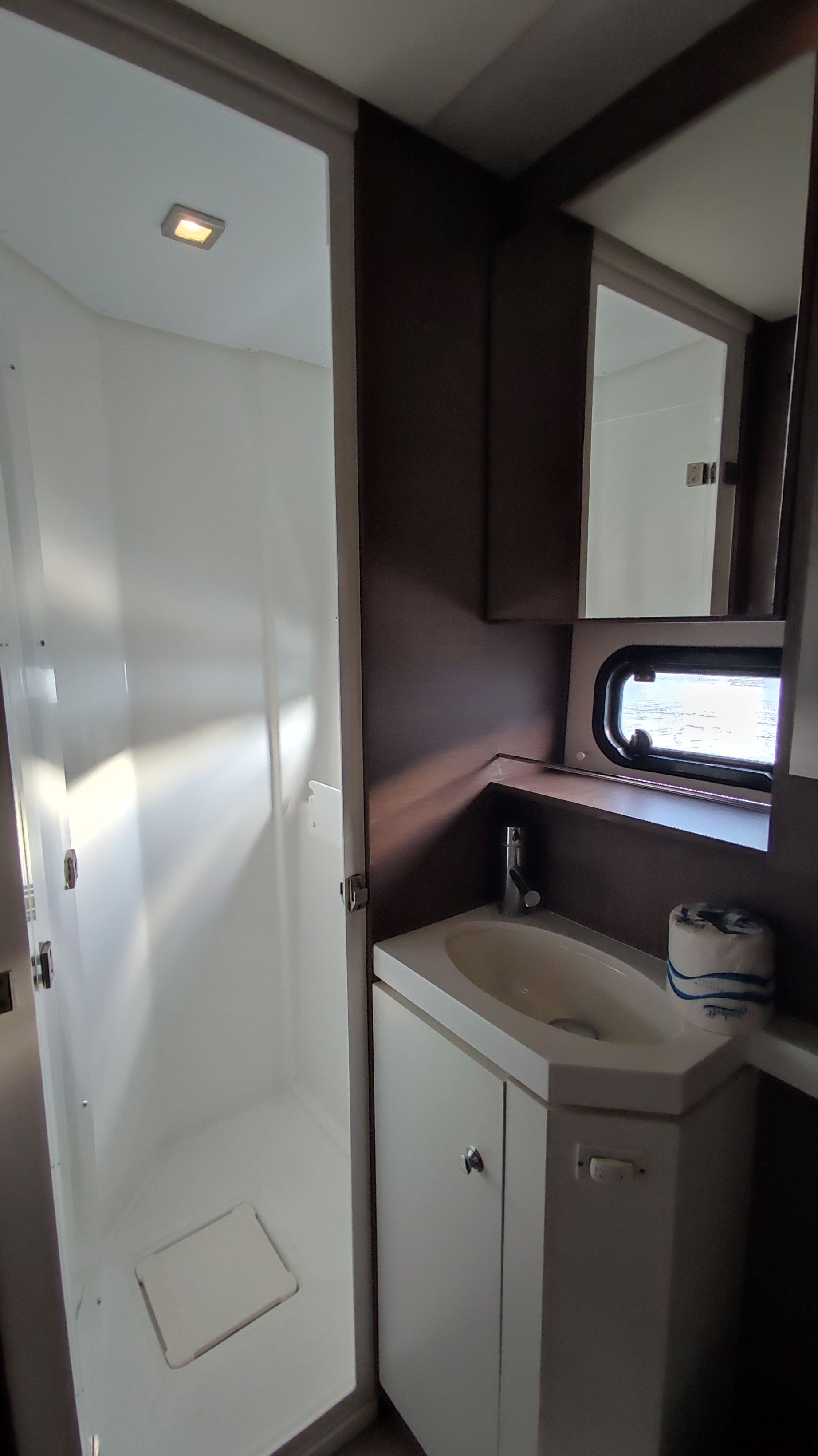 Photo #14 - Bali 5.4 - 6 + 2 cab. (SAPHIR) in Le Marin - 27664