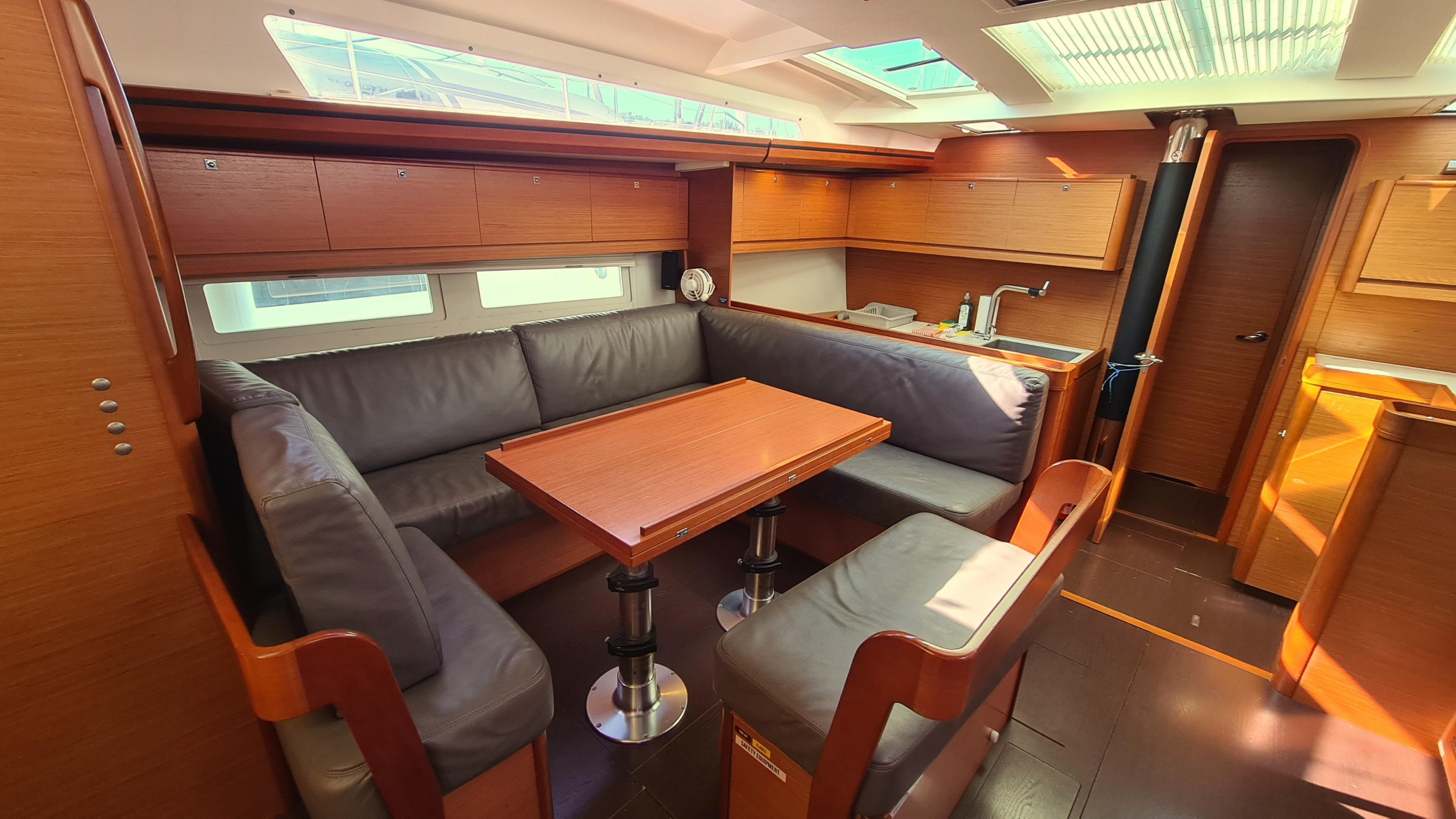 Photo #8 - Dufour 520 GL (FREGATE) in Dubrovnik - 27711
