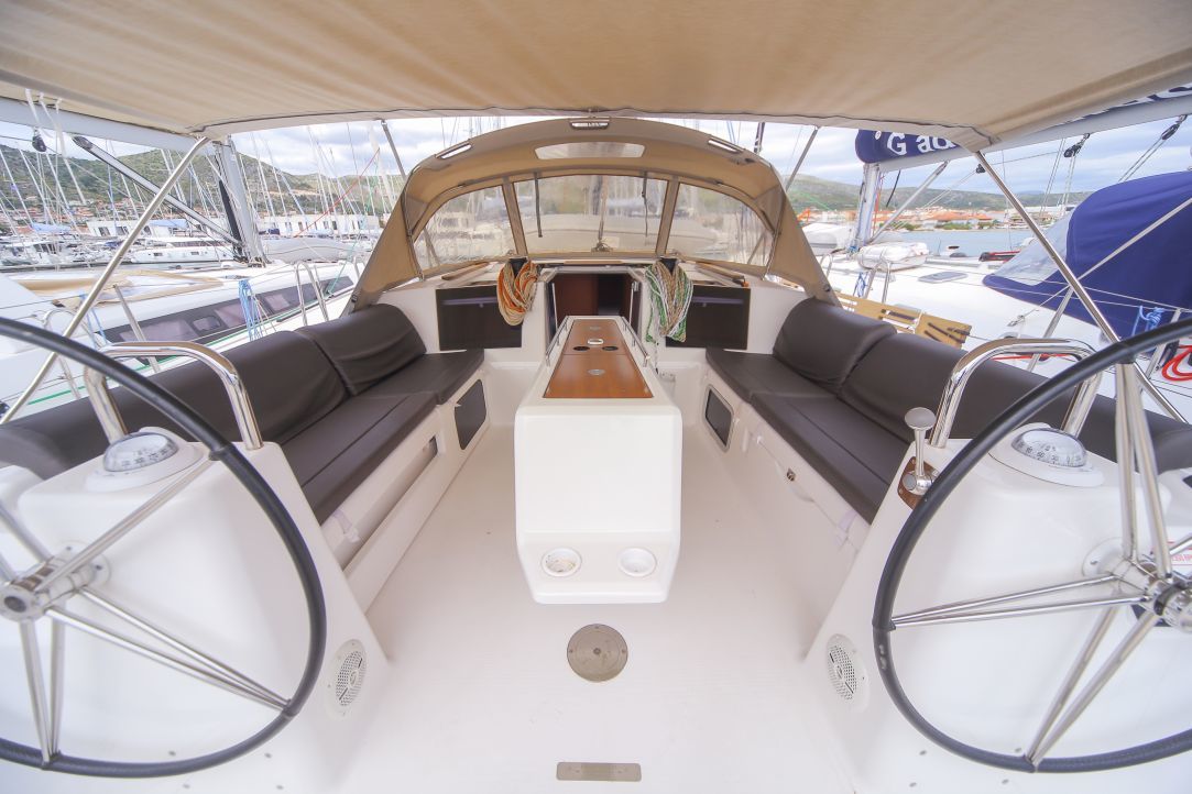 Photo #4 - Dufour 460 GL (ZANAFI) in Trogir - 27716