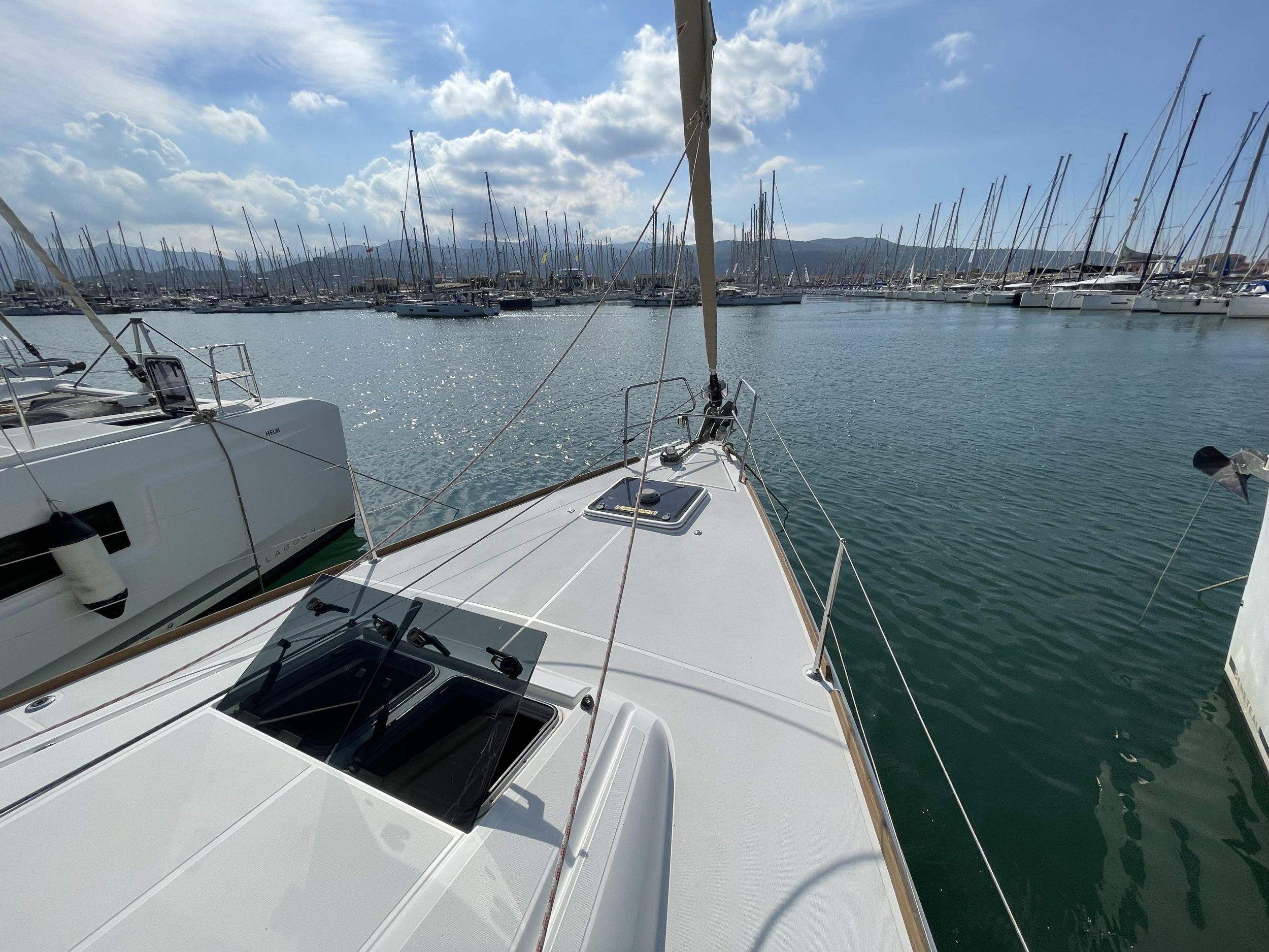 Photo #7 - Sun Odyssey 479 - 4 cab. (KIMOLOS) in Lefkada - 27723