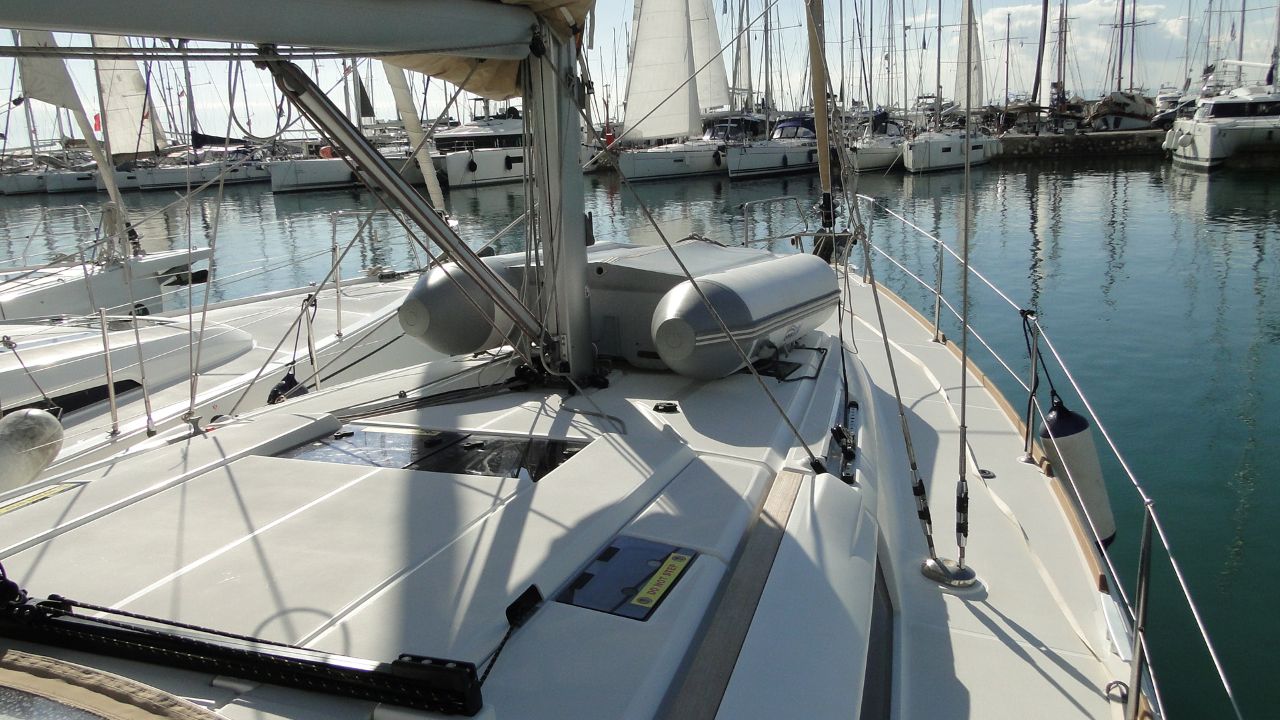 Photo #2 - Sun Odyssey 479 - 4 cab. (SYMI) in Athens - 27724