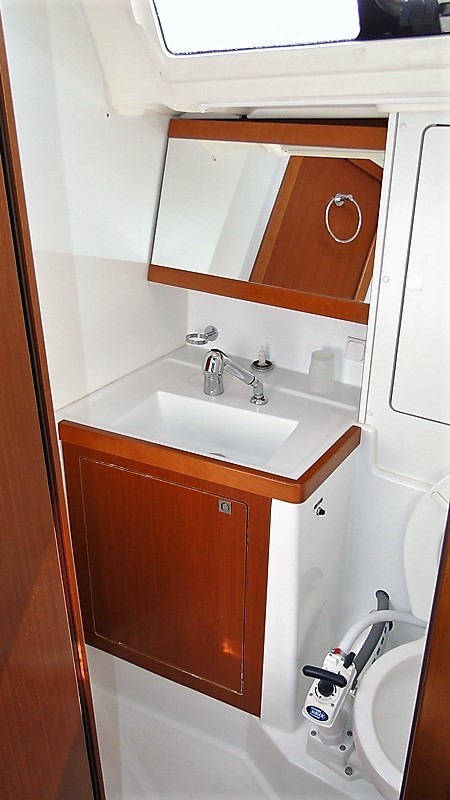 Photo #9 - Oceanis 48 - 5 cab. (COSMOLEDO) in Lavrion - 27734