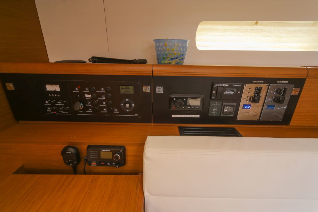 Photo #12 - Sun Odyssey 519 - 5 + 1 cab. (MALAKE) en Trogir - 27737