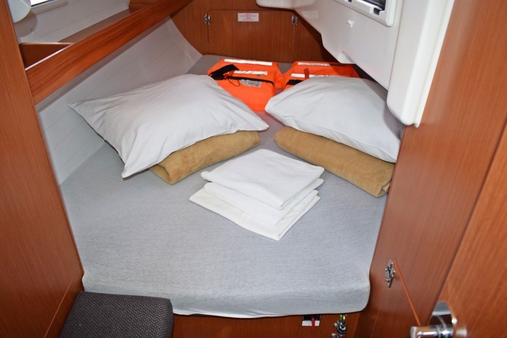 Photo #6 - Bavaria Cruiser 34 - 2 cab. (BASHUNG) in Dubrovnik - 27764