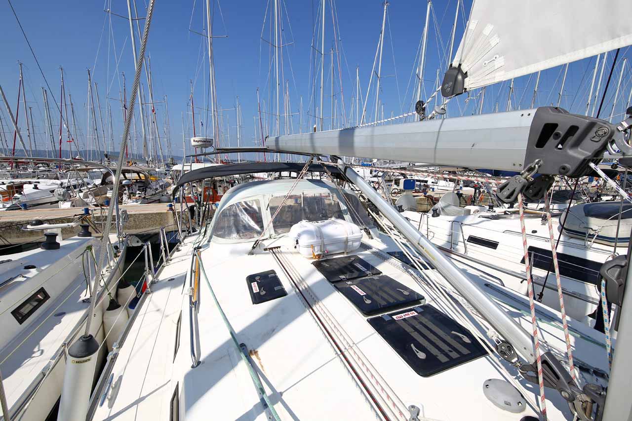 Photo #9 - Bavaria Cruiser 45 - 4 cab. (Julia III) in Biograd - 27814
