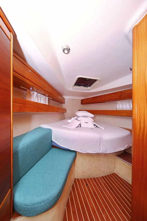 Bavaria 39 Cruiser (Anna Maria)  - 12