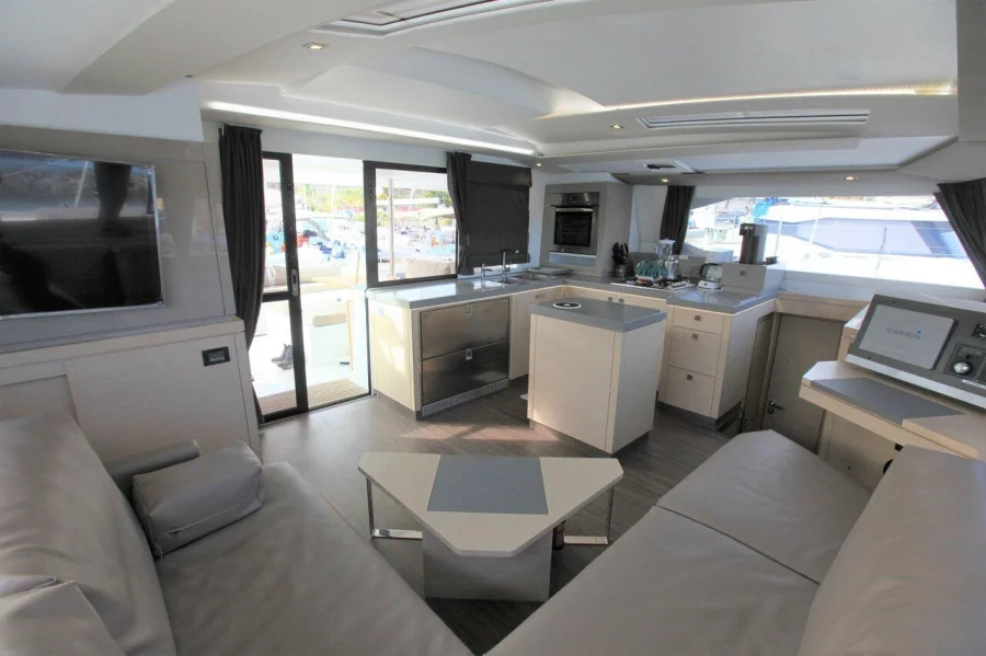 Fountaine Pajot Saona 47 Quintet - 5 + 1 cab. (Fun Shway)  - 7