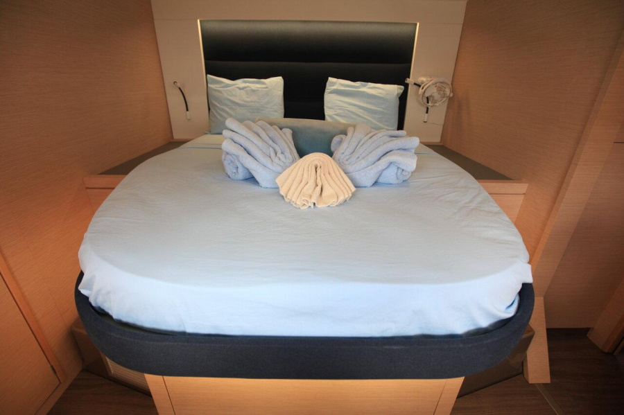 Photo #12 - Fountaine Pajot Saona 47 Quintet - 5 + 1 cab. (Fun Shway) in Road Town - 28105