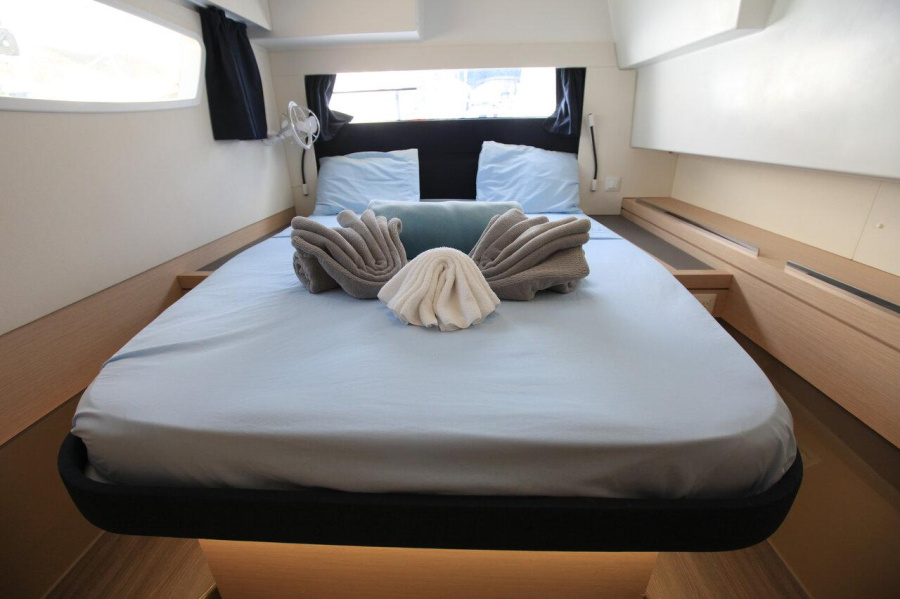 Photo #13 - Fountaine Pajot Saona 47 Quintet - 5 + 1 cab. (Fun Shway) in Road Town - 28105