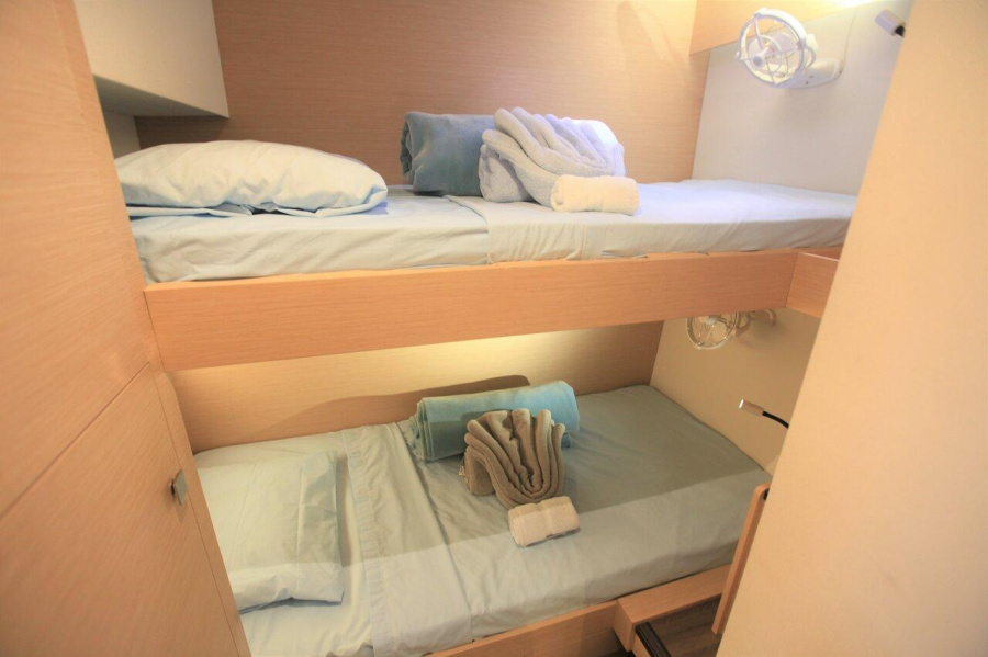 Photo #16 - Fountaine Pajot Saona 47 Quintet - 5 + 1 cab. (Fun Shway) in Road Town - 28105