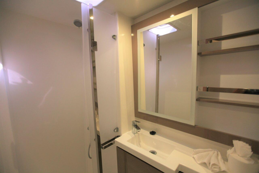 Photo #18 - Fountaine Pajot Saona 47 Quintet - 5 + 1 cab. (Fun Shway) in Road Town - 28105