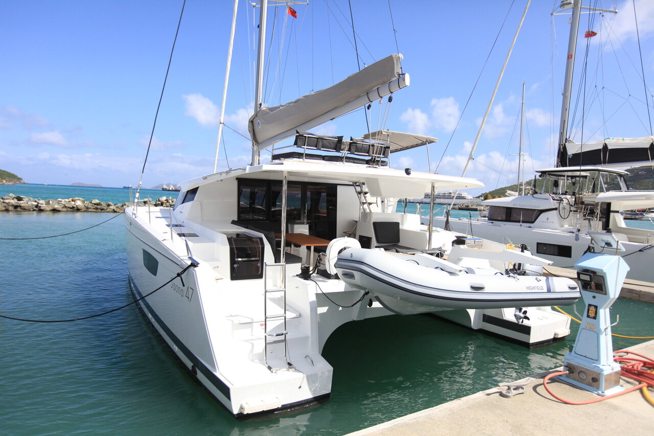 Photo #4 - Fountaine Pajot Saona 47 Quintet - 5 + 1 cab. (Three Sheets) in Road Town - 28106