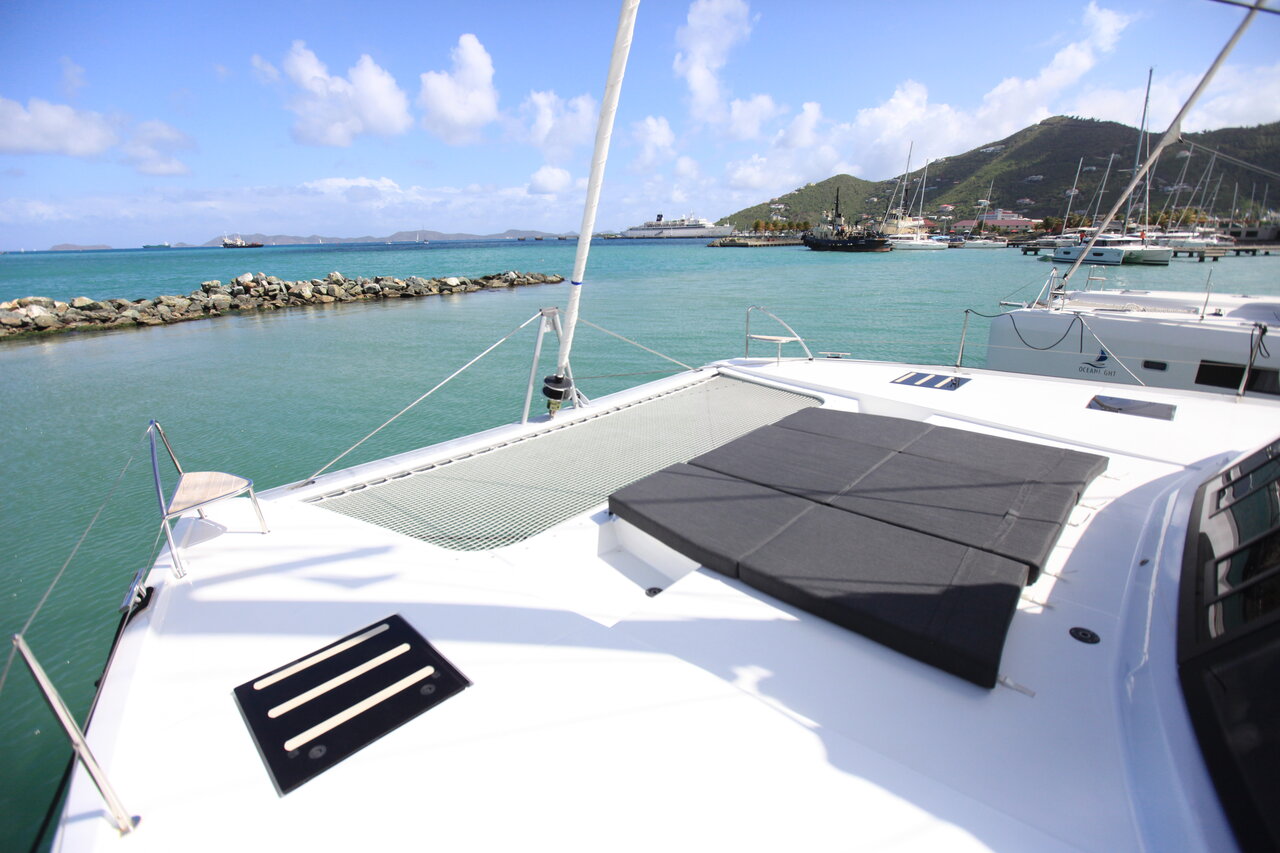 Photo #8 - Fountaine Pajot Saona 47 Quintet - 5 + 1 cab. (Three Sheets) in Road Town - 28106