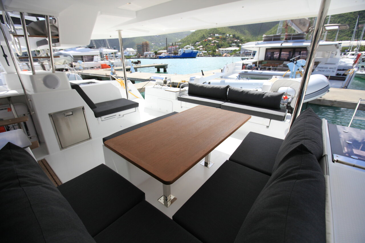 Photo #12 - Fountaine Pajot Saona 47 Quintet - 5 + 1 cab. (Three Sheets) in Road Town - 28106