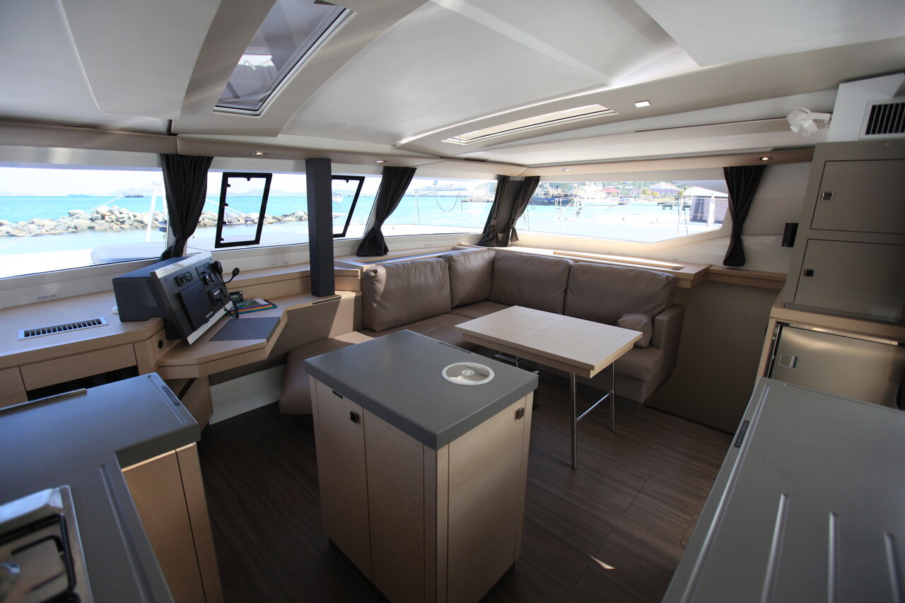 Photo #16 - Fountaine Pajot Saona 47 Quintet - 5 + 1 cab. (Three Sheets) in Road Town - 28106